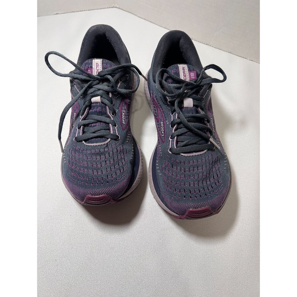 Brooks Glycerin Womens Running Shoes Size 9 Gray Purple Cushioned Athletic Sneak